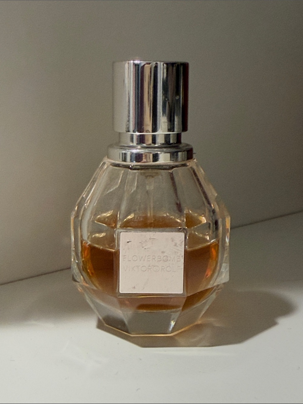 Viktor & Rolf Flowerbomb - Amber & Silver Accents